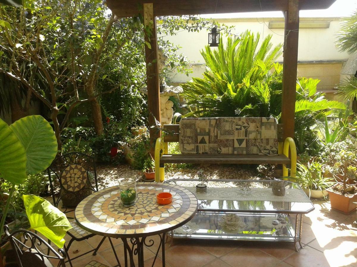 Bed & Breakfast Tra I Mari Del Salento *