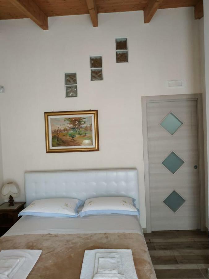 Tra I Mari Del Salento Bed & Breakfast Lecce